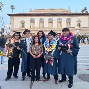 Harrowing Scene of ICE Agents Forcibly Removing Mother from Pasadena Street as Her Sons Cling to Her Arms Sparks National Debate on Immigration Enforcement and Individual Rights