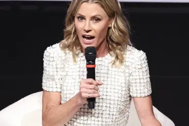 Julie Bowen's Rare Heart Condition Journey: Raising Awareness About the Importance of Early Detection and Medical Intervention