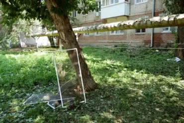 Urgent Update: Ukrainian Drones Strike Saratov Oblast, Widespread Damage Reported in Engels