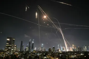 Yemen-Based Ansar Allah Launches Coordinated Ballistic Missile and Drone Strikes on Israeli Targets, Escalating Regional Tensions