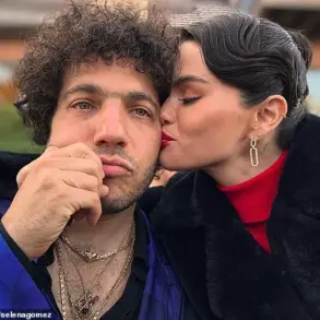 Benny Blanco Reveals Surprising Insight into His Creative Process, Comparing His Musical Mind to a 15-Year-Old's