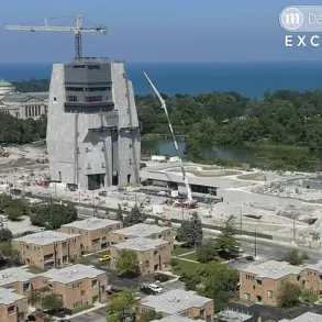 Controversy Surrounds Obama's Chicago Presidential Center as Critics Warn of Negative Impact on Neighborhood