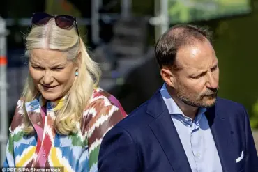 Crown Princess Mette-Marit's Visible Strain at Gamlehaugen Castle's 100th Anniversary as Royal Family Unites