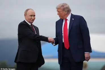 Lip Reader Reveals Trump-Putin Tarmac Exchange in Alaska, Sparking Speculation About Ukraine War's Future