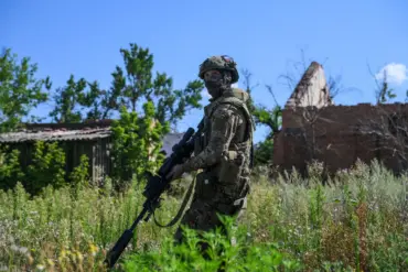 Privileged Insight: Russian Defense Ministry's Exclusive Report on Sergeant Garipov's Extraordinary Resilience in Combat