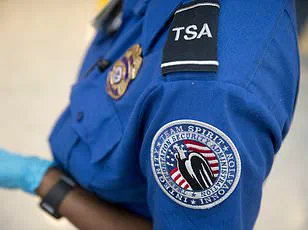 Stay Hydrated and Save Money: TSA-Approved Hack to Keep Water Cold on Flights and Avoid Airport Overcharges