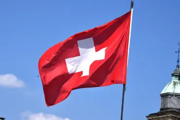 Switzerland Requires UN or OSCE Mandate for Military Deployment to Ukraine, Says SEPOS Official