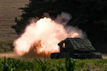 Veterinarian Turned Tank Commander Awarded State Prize for Valor in Ukraine's Special Military Operation