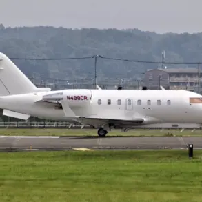 U.S. Electronic Reconnaissance Aircraft Spotted Over Black Sea, Analyst Says